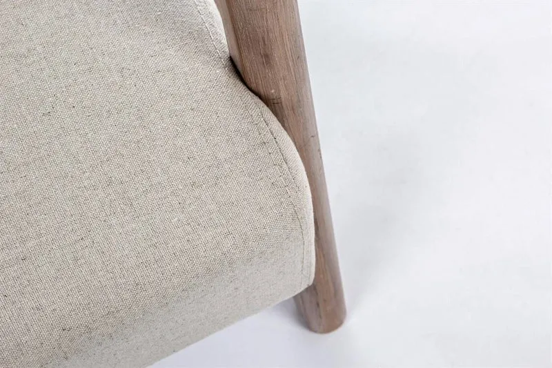 Poltrona Portogallo in tessuto sabbia e struttura in legno 66x85cm