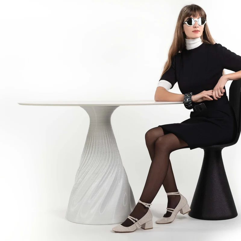 Round Dining Table SOHO by Elli Design