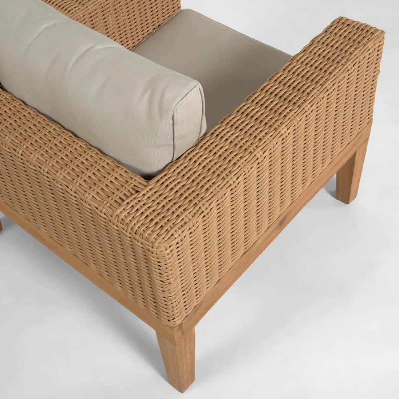 Poltrona GIANA in legno massiccio di acacia e rattan FSC 100%