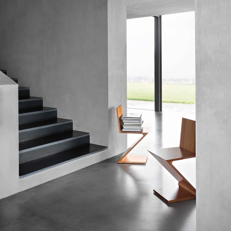 Cantilever Wood Chair ZIG ZAG, designed by Gerrit T. Rietveld for Cassina