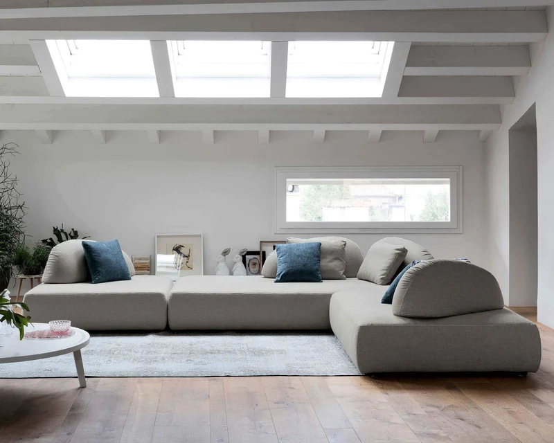 Play compoundable modern sectional sofa by Dall'Agnese