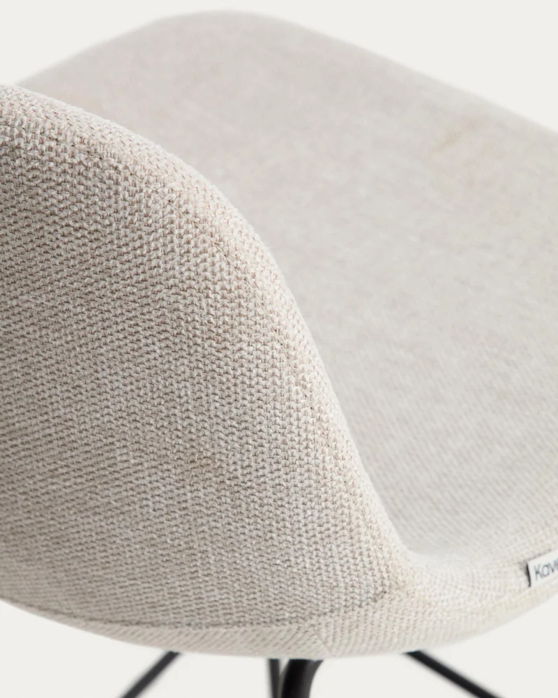 Hocker Zahara mit beiger Chenille und Stahlbeinen mit schwarzem Finish, 65 cm, FSC 100 %
