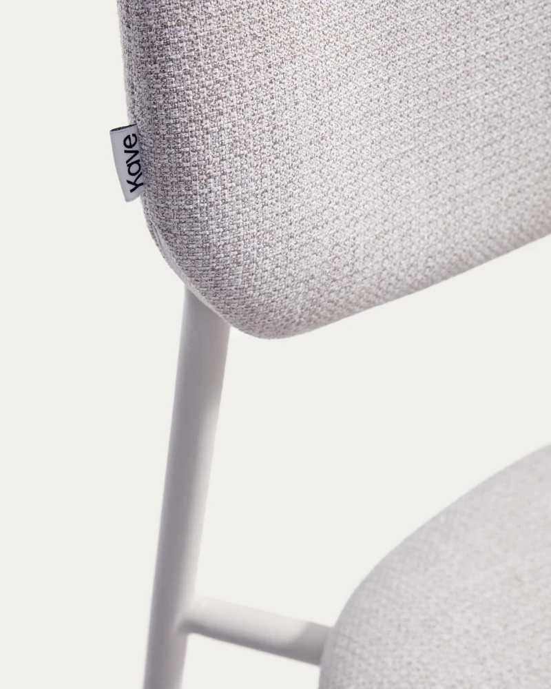 Stapelbarer Hocker Meli mit beiger Chenille und Beinen aus beigem Metall, FSC Mix Credit,