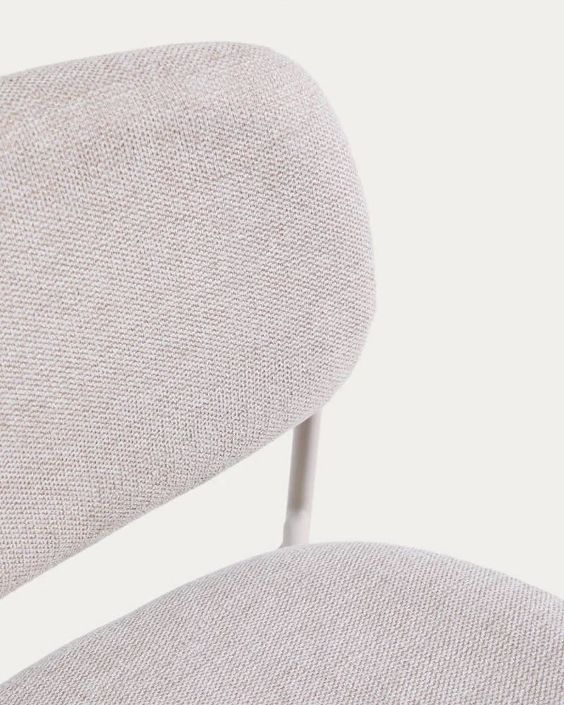 Stapelbarer Hocker Meli mit beiger Chenille und Beinen aus beigem Metall, FSC Mix Credit,