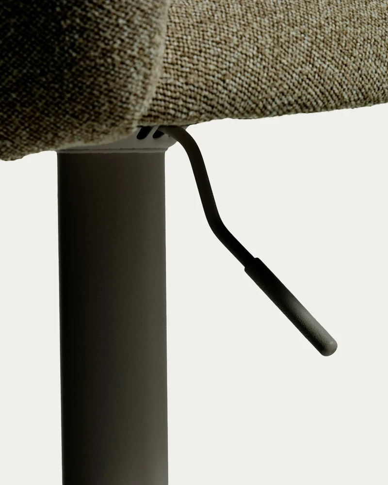 Hocker Arino mit grüner Chenille und grünen Metallbeinen, 65 cm FSC 100%