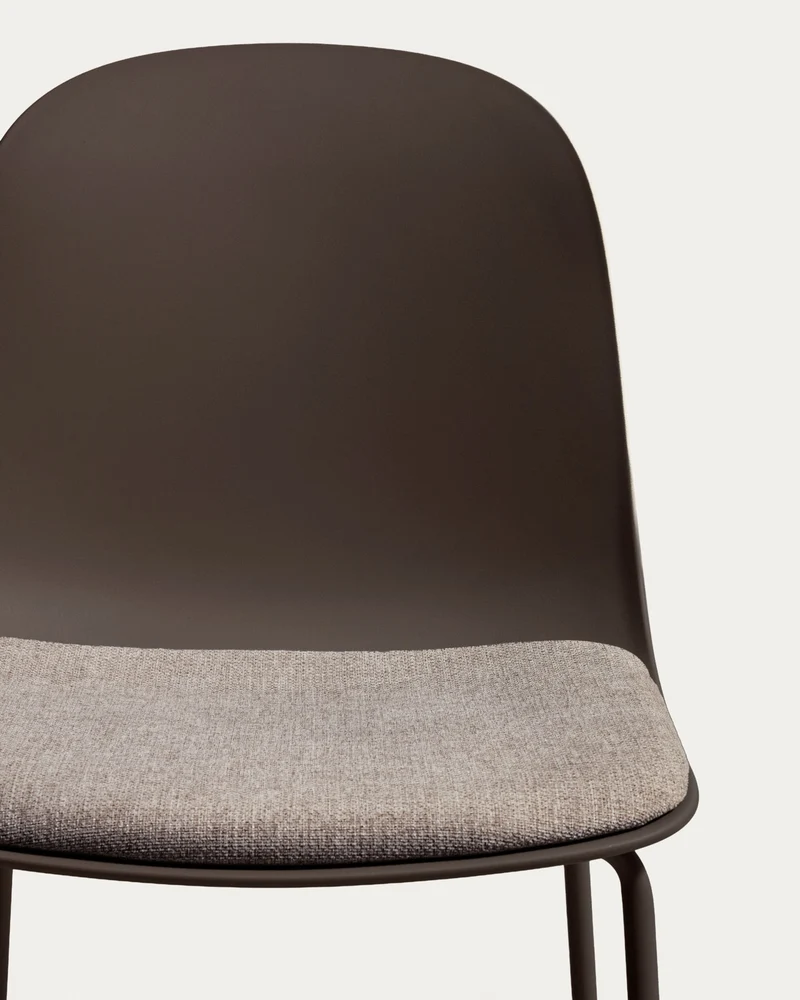 Hocker Debari mit Chenille-Kissen und Stahlbeinen mit braunem Finish, 65 cm
