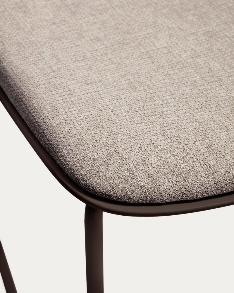Hocker Debari mit Chenille-Kissen und Stahlbeinen mit braunem Finish, 65 cm