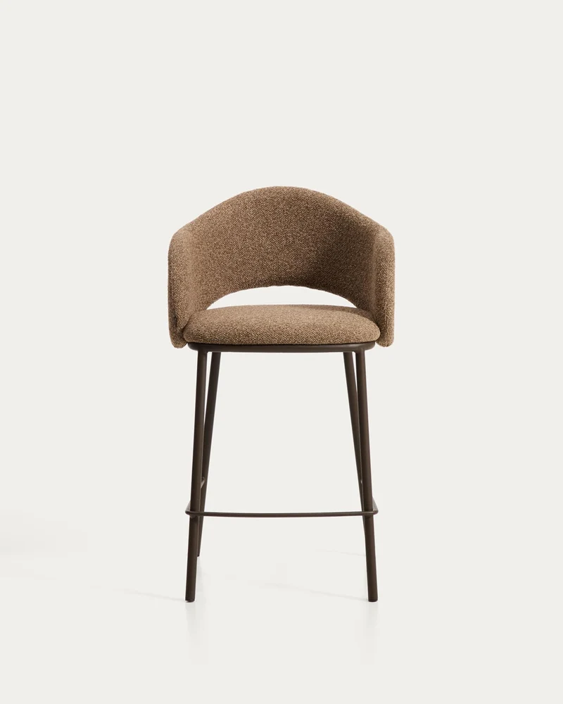 Hocker Maina aus dicker Chenille in Braun und Stahlbeinen mit brauner Beschichtung FSC Mix