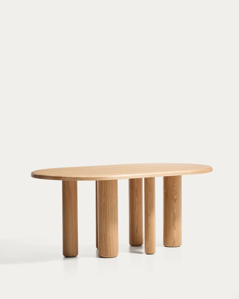 Mailen ovaler Tisch aus Eschenfurnier mit natürlichem Finish Ø 180 x 105 cm