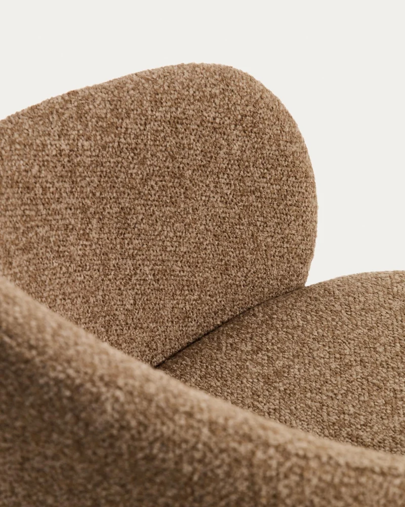 Maina Stuhl aus dicker brauner Chenille und Stahlbeinen mit brauner Beschichtung FSC Mix C