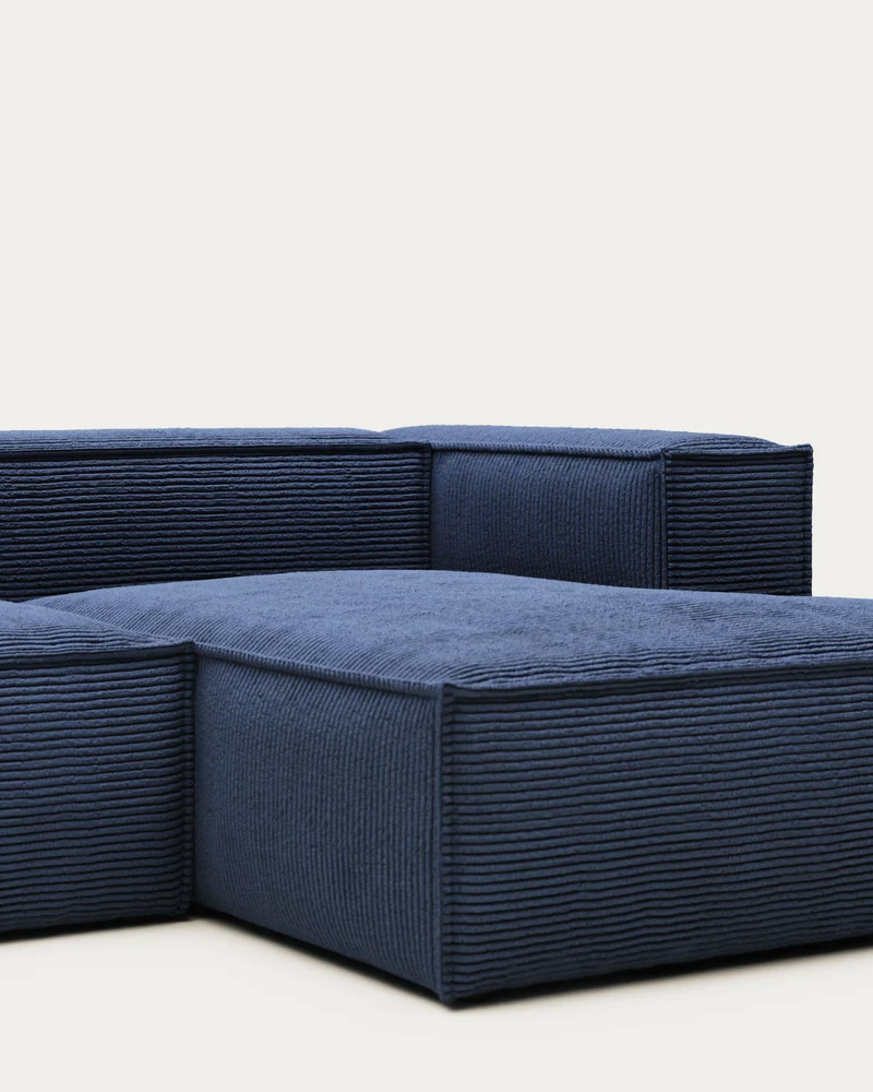4-Sitzer-Sofa Blok mit Chaiselongue rechts, schwer entflammbar mit dickem, blauem Cord, 33