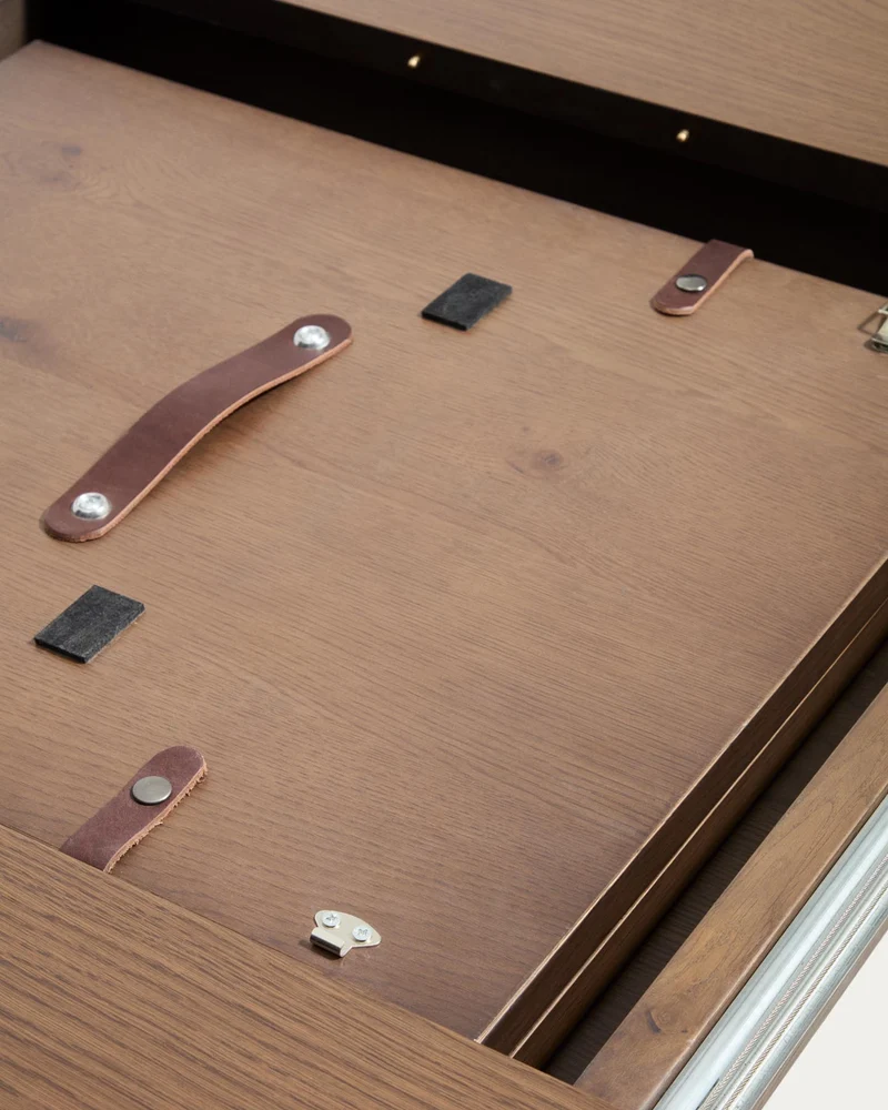 Artis ausziehbarer runder Tisch aus Massivholz und Eichenfurnier mit Walnuss-Finish, FSC 1