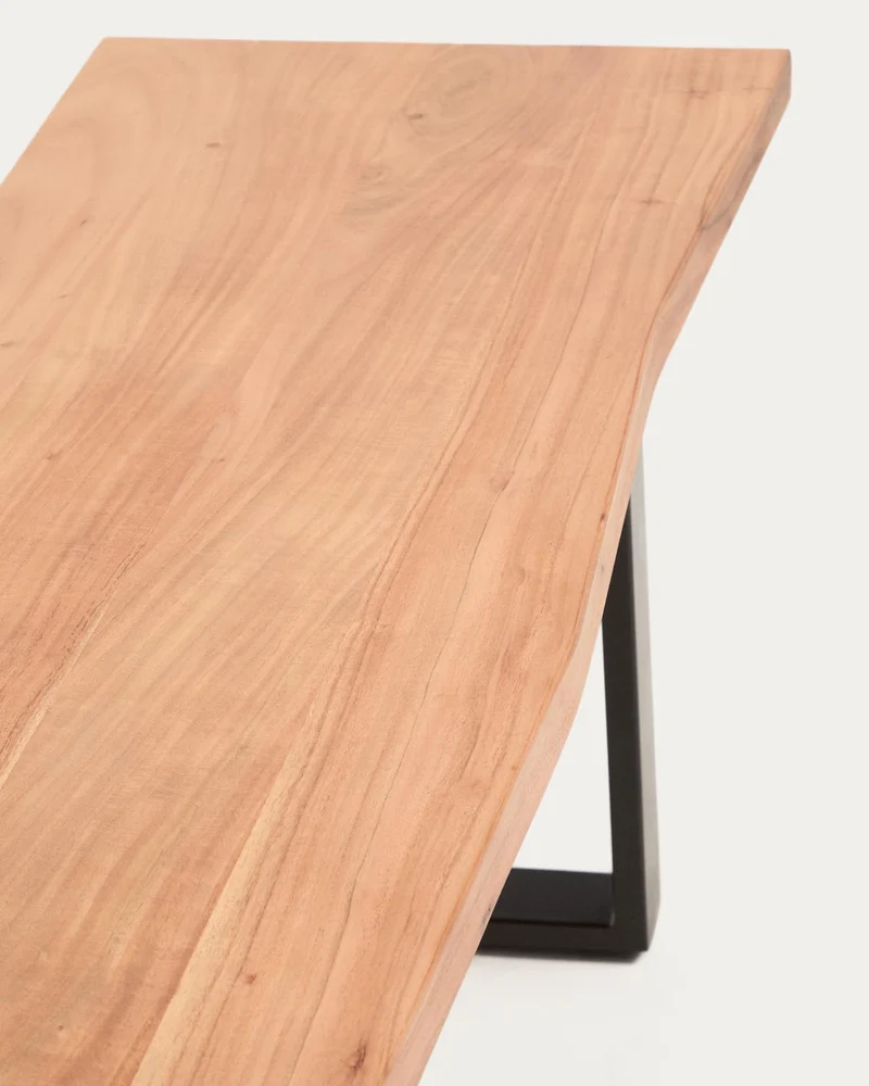 Bank Uxue aus massivem Akazienholz mit Beinen aus schwarzem Stahl 180 x 45 cm