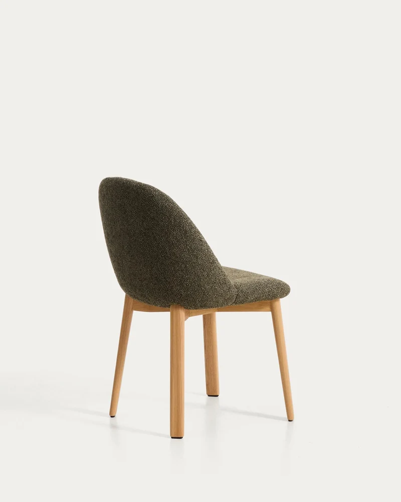 Stuhl Meila mit grüner Chenille und Beinen aus massivem Eschenholz mit naturfarbenem Finis