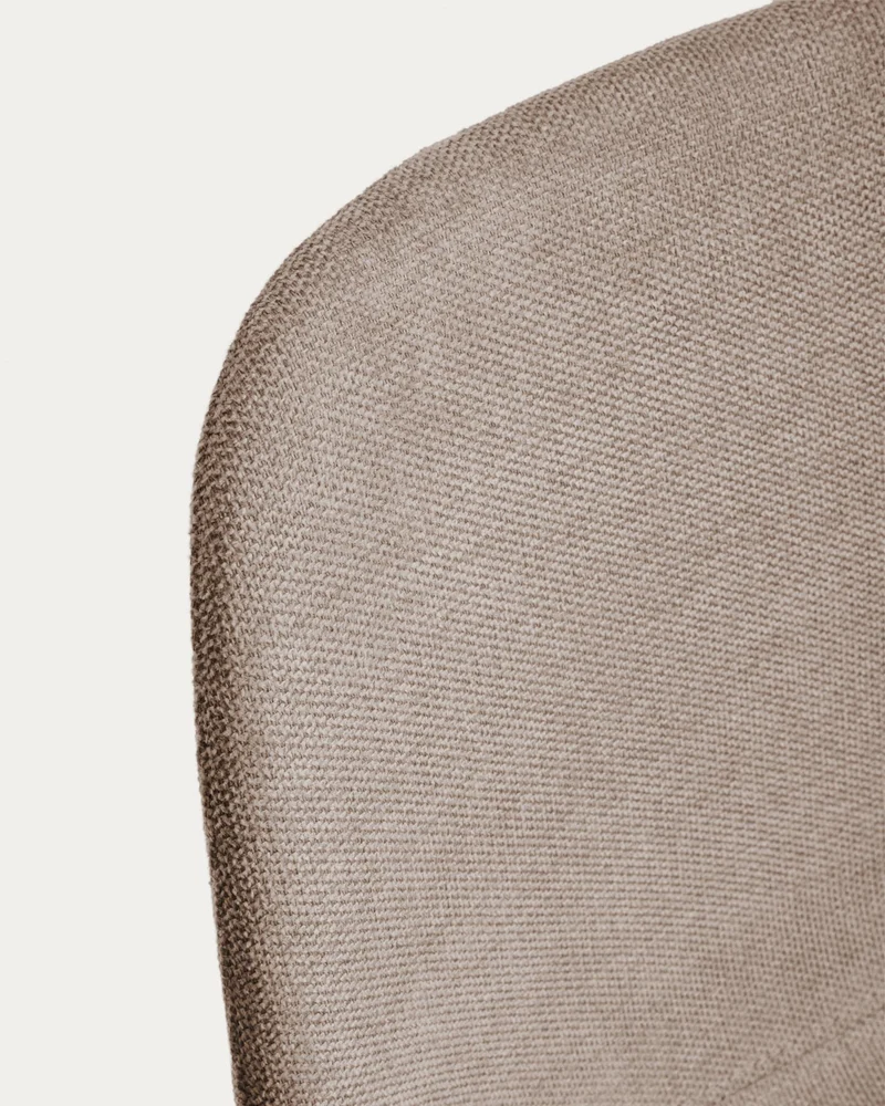 Stuhl Zahara mit brauner Chenille und Stahlbeinen mit schwarzem Finish, FSC 100 %
