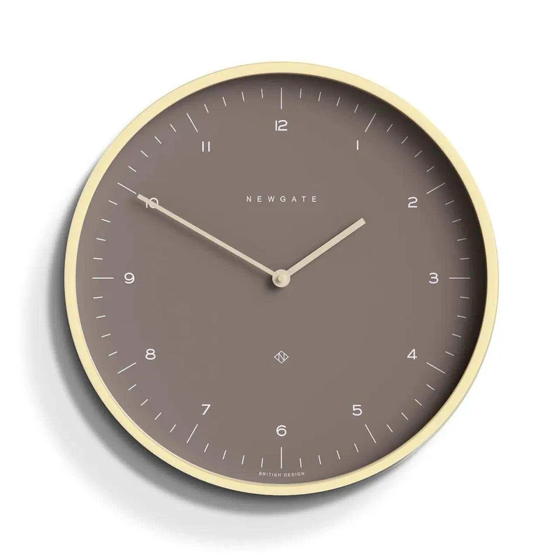 Mr Clarke wandklok – roestbruin/licht hout – Ø 41 cm