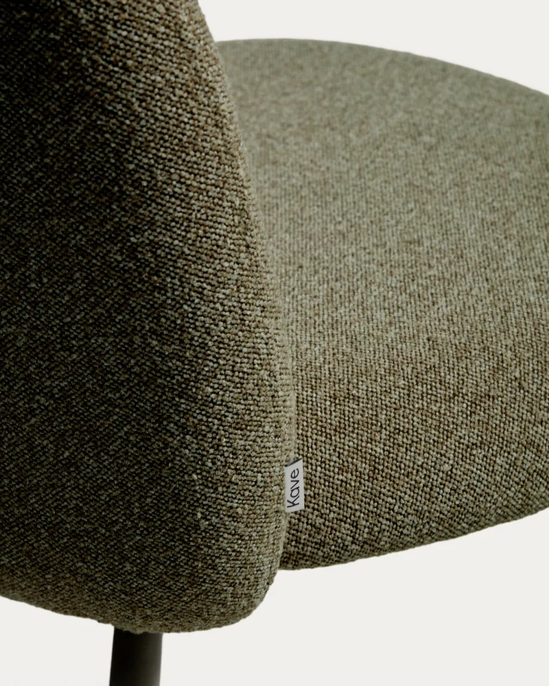 Stuhl Arino mit grüner Chenille und grünen Metallbeinen FSC 100%