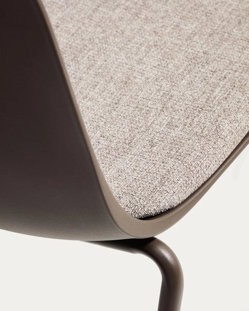 Stuhl Debari mit Chenille-Kissen und Stahlbeinen mit braunem Finish