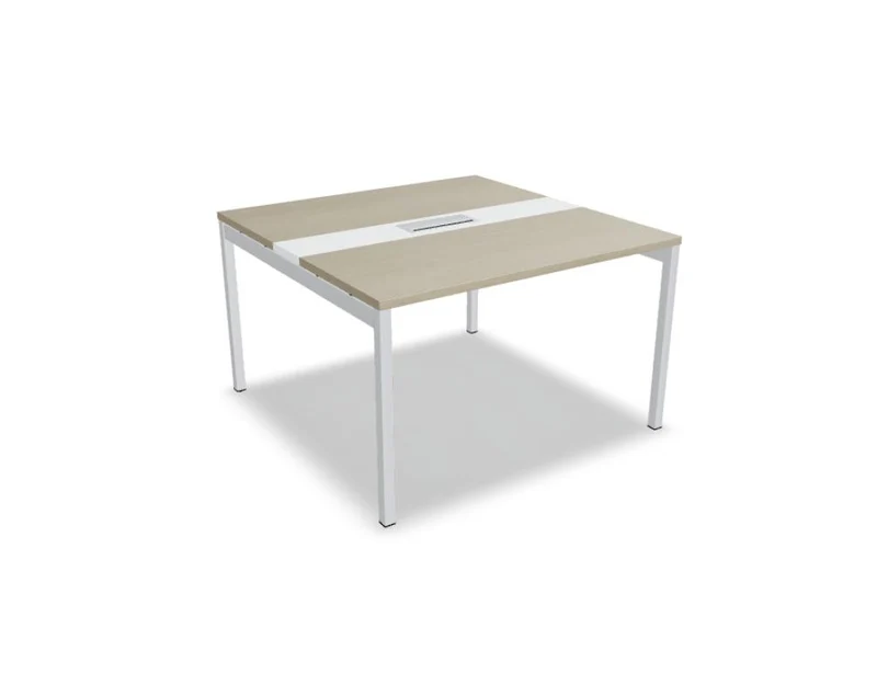 Ogi Y SY42 - Tisch