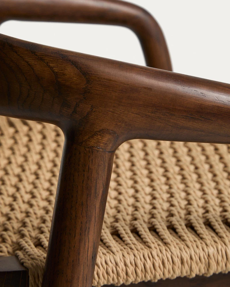 Hocker Derile aus massivem Eichenholz mit Nussbaum-Finish und beigem Papierseil FSC Mix Cr
