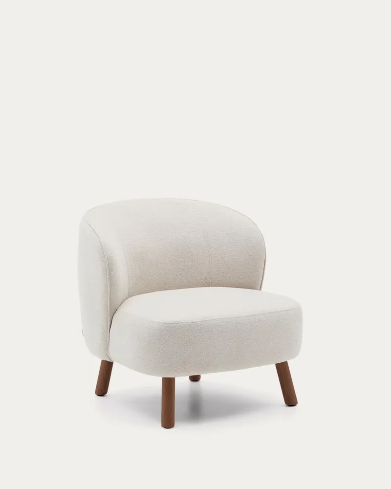 Sessel Ulit aus beiger Chenille mit Beinen aus massivem Eschenholz mit Nussbaum-Finish