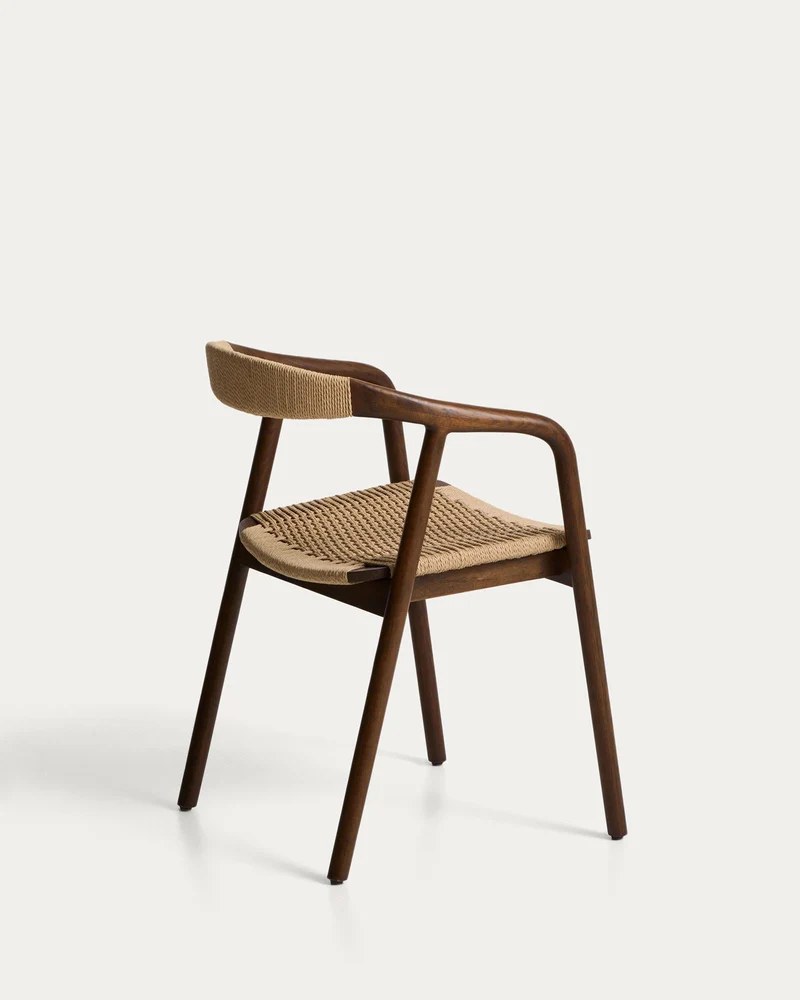 Stuhl Derile aus massivem Eichenholz mit Nussbaum-Finish und beigem Papierseil FSC Mix Cre