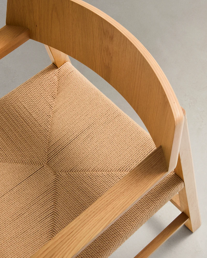 Stuhl Idun aus massivem FSC Mix Credit Eichenholz mit Finish in natürlichem Farbton und Si