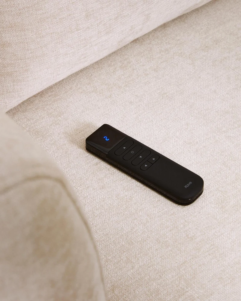4-Sitzer-Sofa Lares mit elektrisch ausfahrbaren Sitzen und verstellbarer Kopfstütze in bei