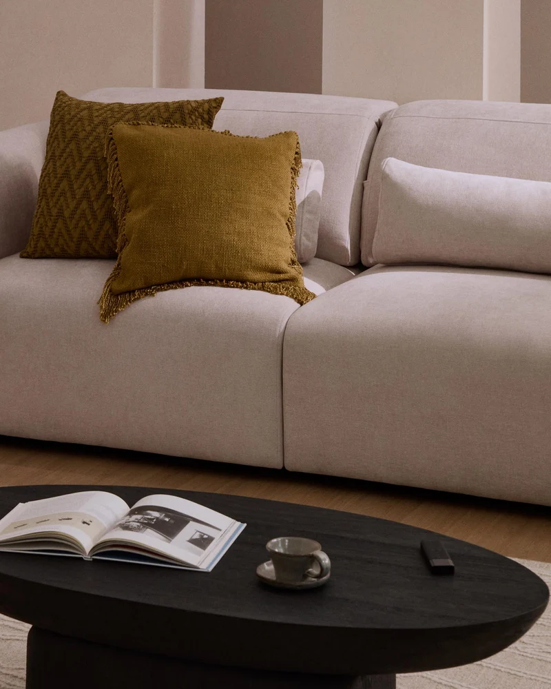 5-Sitzer-Sofa Lares mit elektrisch ausfahrbaren Sitzen und verstellbarer Kopfstütze in bei