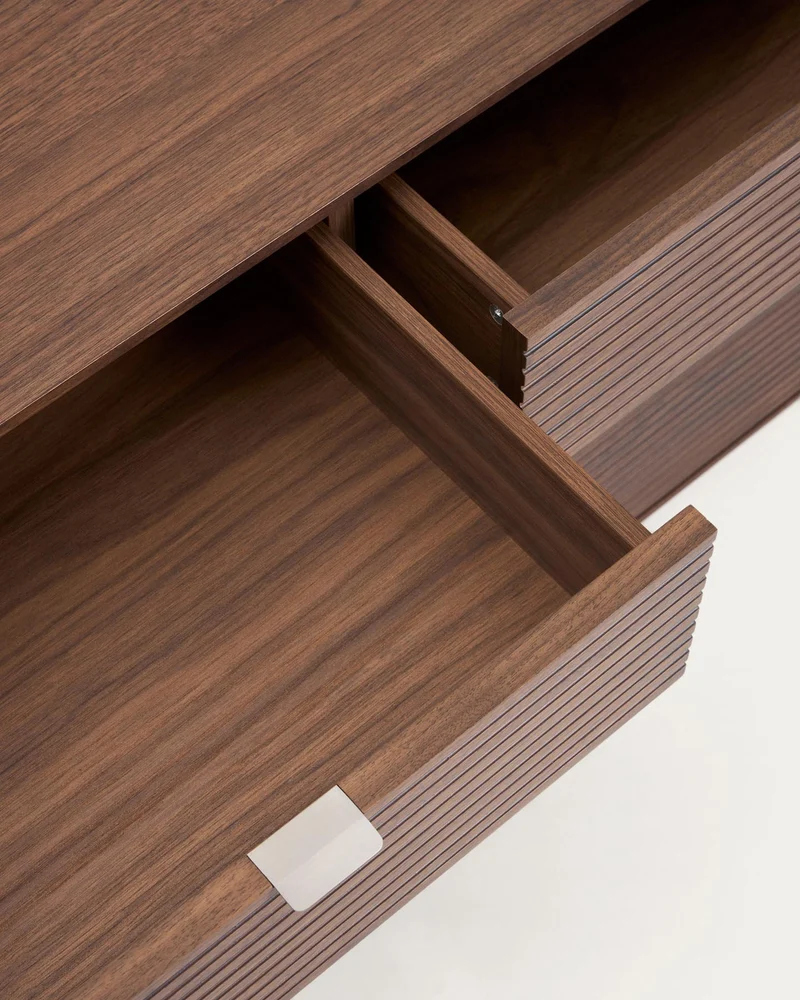 Highboard Norlen mit 4 Türen und 2 Schubladen aus Nussbaumfurnier FSC Mix Credit 194,5 x 7