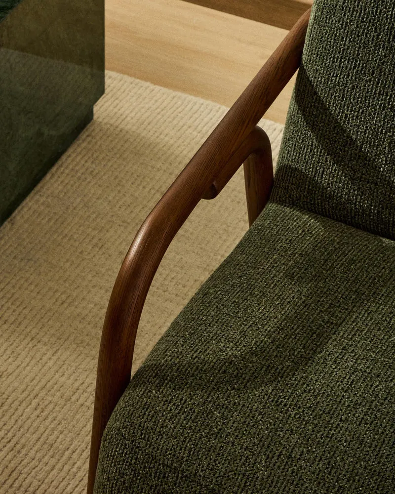 Sessel Sylo aus dunkelgrüner Chenille und massivem Eschenholz mit nussbaumfarbenem Finish,