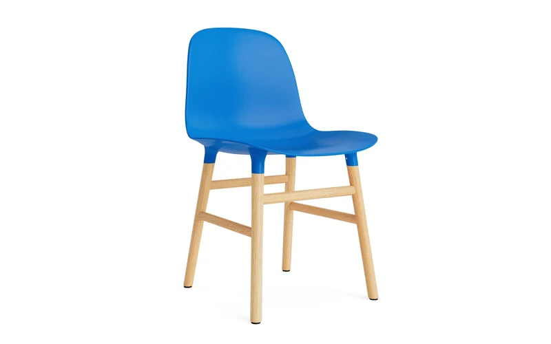 Form Stuhl Leuchtendes Blau/Eiche