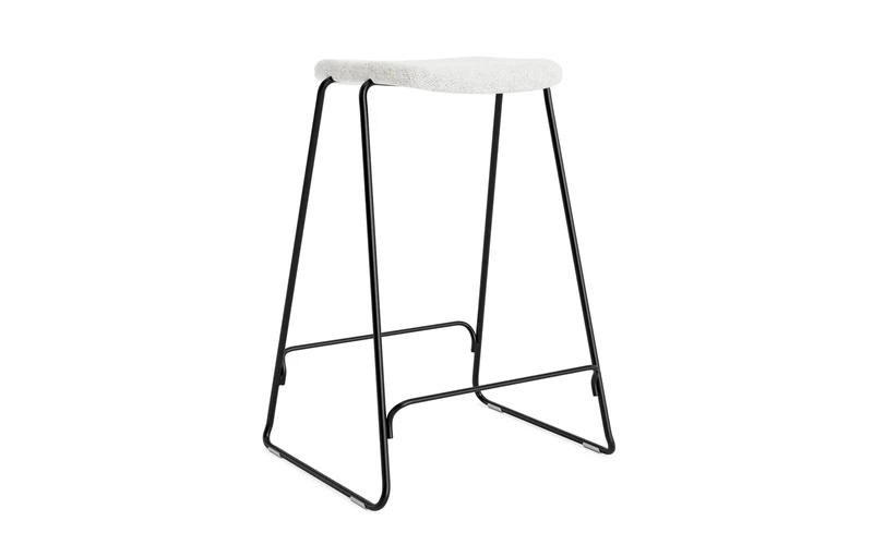 Just Barhocker 65 cm, gepolstert, schwarzer Stahl/ Hallingdal